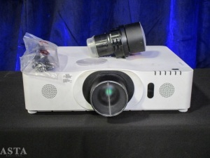 HITACHI CP-X8150 VIDEO PROJECTOR WITH SL-702 AND ML-703 LENS