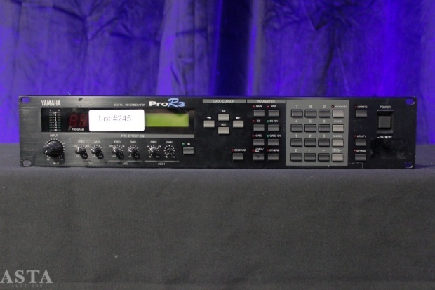 YAMAHA PRO R3 DIGITAL REVERB