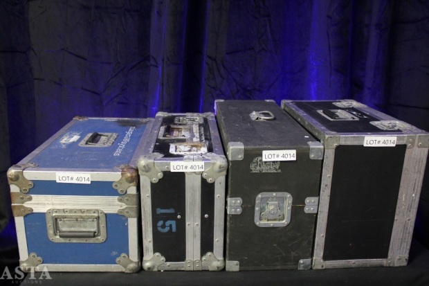 4 SMALL ROADCASES VARIOUS SIZES