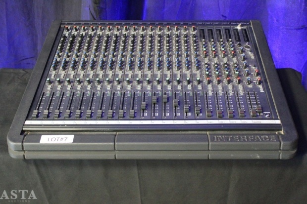 ELECTRO-VOICE EV/DDA 16 CHANNEL ANALOG CONSOLE WITH PSU