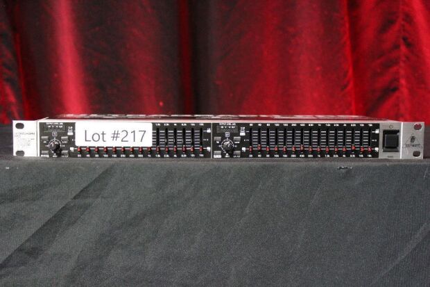 BEHRINGER ULTRAGRAPH PRO FBQ1502 EQ