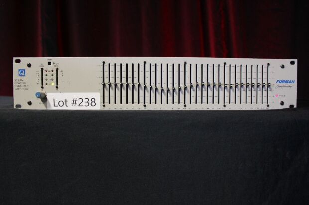 FURMAN MODEL Q-320 GRAPHIC EQUALIZER