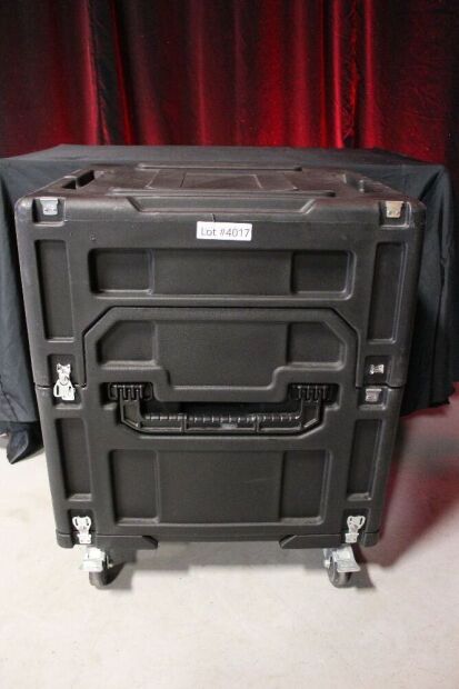 SKB MIGHTY GIGRIG ROTO MOLDED CASE