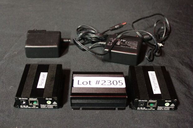 2 ROLAND HT-RX01 HDBASE RECIVERS & 1 ROLAND HT-RX01 RECEIVER