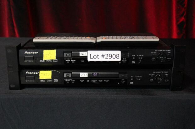 2 PIONEER DVD-V5000 DVD PLAYERS WITH REMOTES