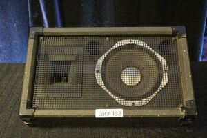 1 YAMAHA SM 10H II STAGE MONITOR WITH JBL DRIVER