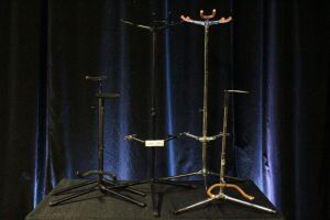 5 GUITAR STAND LOT 