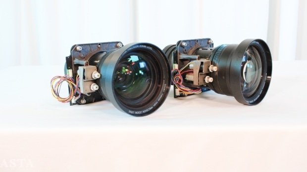 [2] SANYO/PANASONIC LNS-WO2Z PROJECTOR LENS
