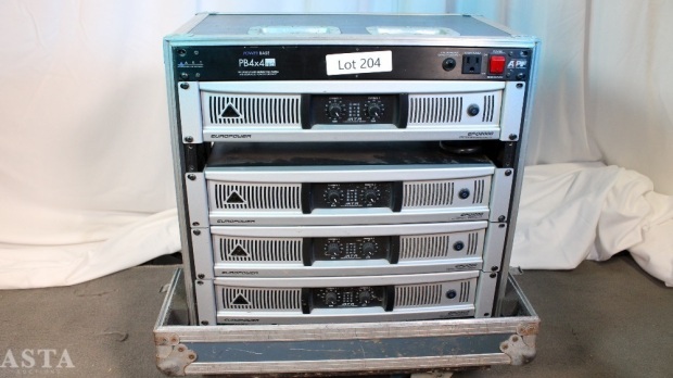 BEHRINGER AMP RACK