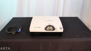 HITACHI CP-D31N PROJECTOR