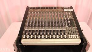 MACKIE 1642-VLZ3 ANALOG CONSOLE W/ ROADCASE