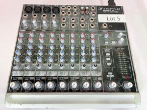 MACKIE 1202 VLZ3 MIXER