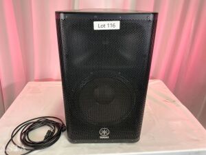 YAMAHA DXR 12 POWERED SPEAKER