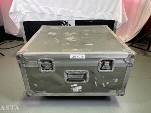 ROADCASE 28"W x 26"D X 19" H